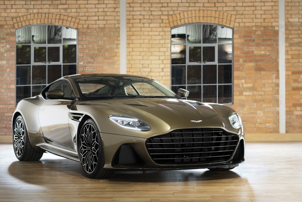 imagen 8 de El nuevo Aston Martin de Bond, James Bond.