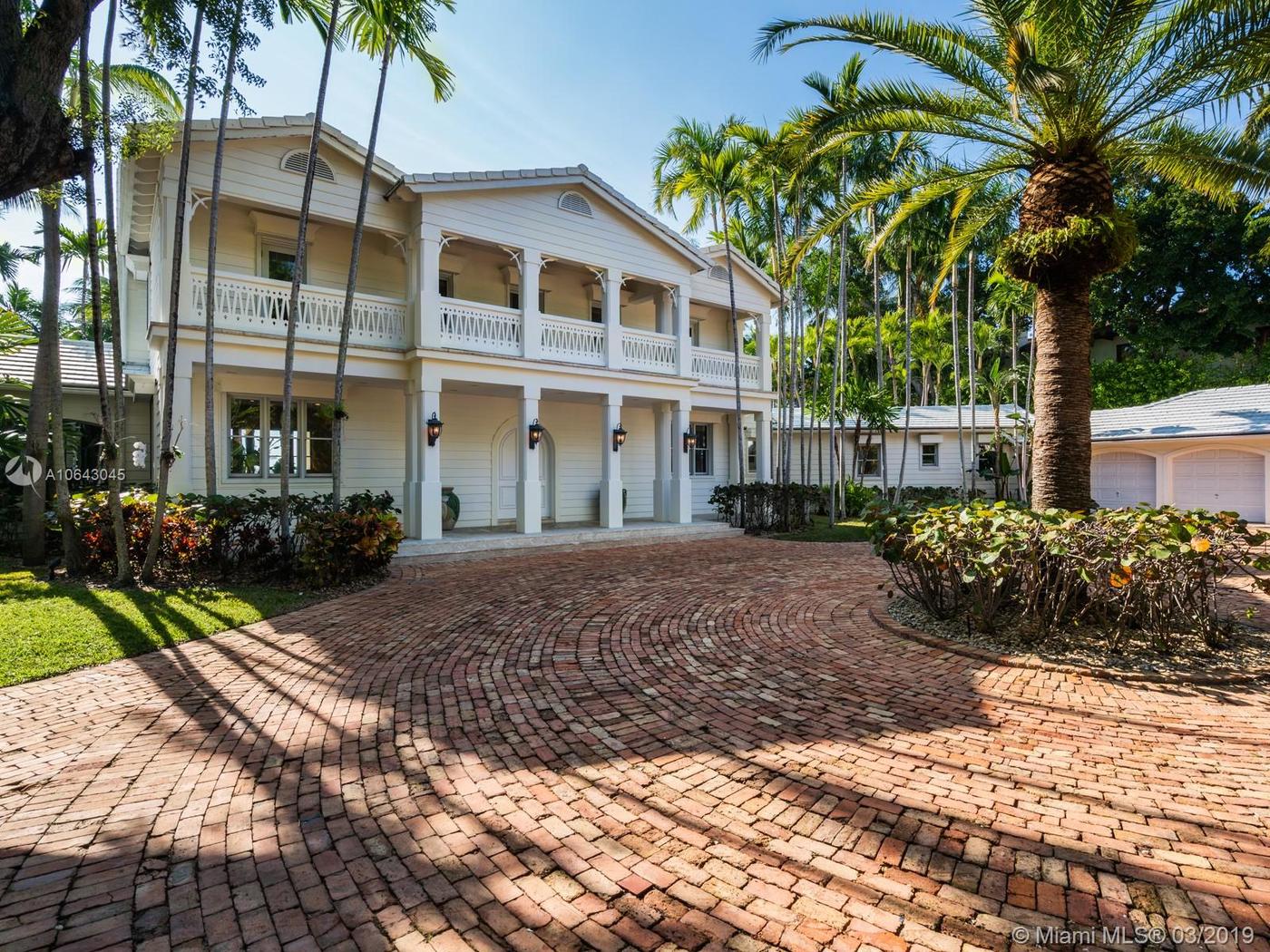 imagen 4 de Gloria y Emilio Estefan venden su espectacular casa en Miami.