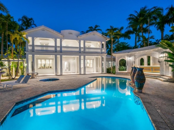 Gloria y Emilio Estefan venden su espectacular casa en Miami.