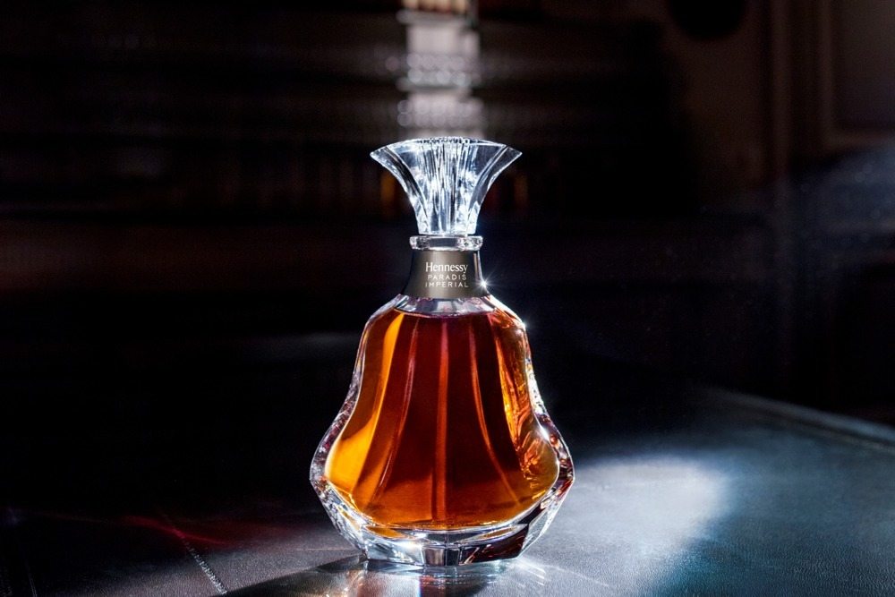 imagen 1 de Hennessy Paradis Imperial, Arik Levi y Louis Vuitton o la excelencia de la artesanía.