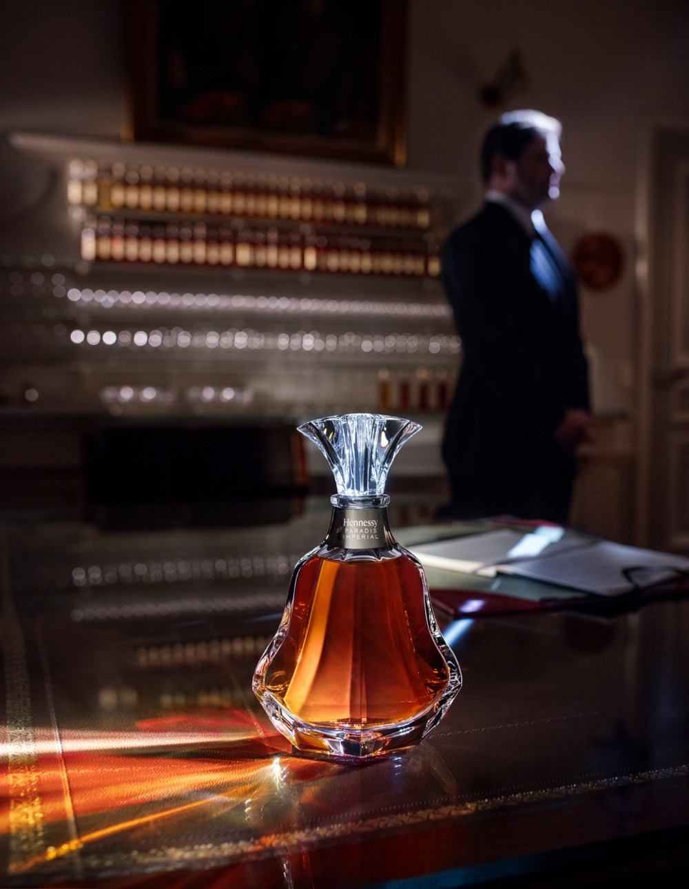 imagen 5 de Hennessy Paradis Imperial, Arik Levi y Louis Vuitton o la excelencia de la artesanía.