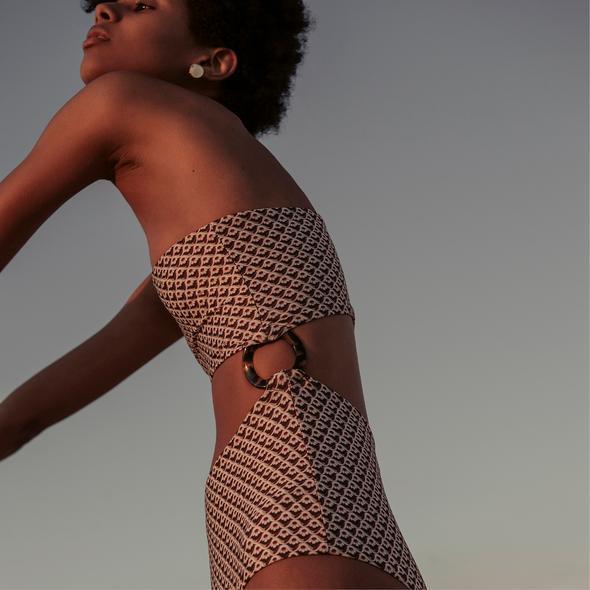 imagen 11 de Palm Swimwear presenta bañadores y bikinis con mucho estilo.