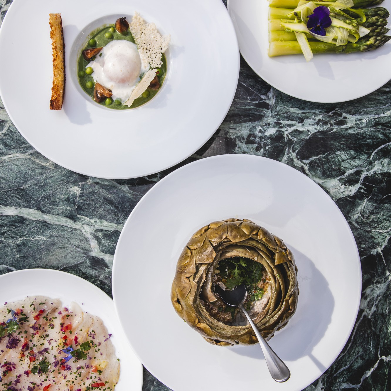 imagen 1 de Paris Longchamp, una auténtica brasserie en el corazón de la capital francesa.