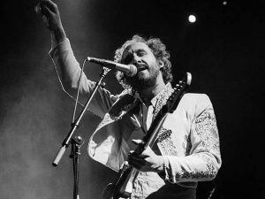 Phosphorescent ilumina con su música el camino para su próxima visita a España.