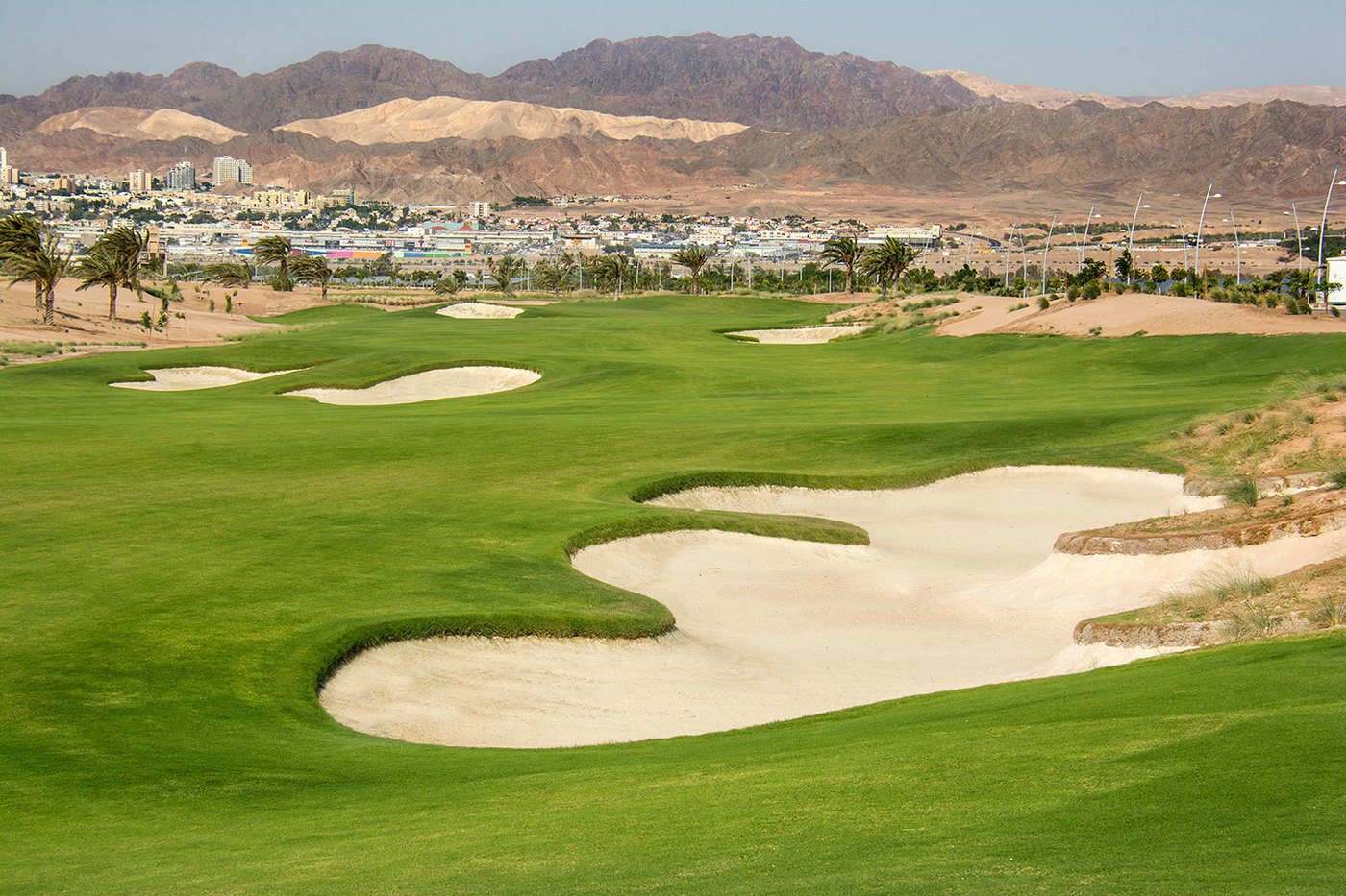 imagen 8 de El club de golf más espectacular del mundo está en Aqaba, Jordania.