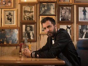 Greg Felden publica su álbum de debut y ya brilla como una estrella.