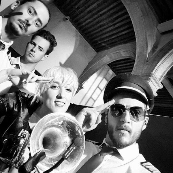 imagen 1 de Primer adelanto del nuevo disco de Jenny And The Mexicats.