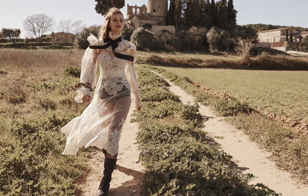 imagen 2 de El otoño de Zimmermann es todo encanto, elegancia, sofisticación y belleza, mucha belleza.