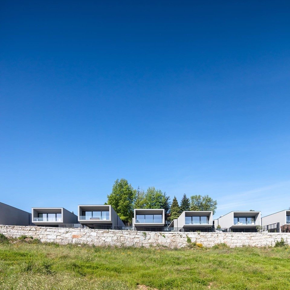 imagen 11 de Los chalets más modernos de Portugal están en Guimaraes.