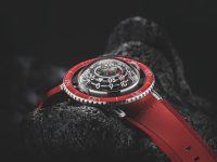 MB&F HM7 Aquapod Platinum Red.