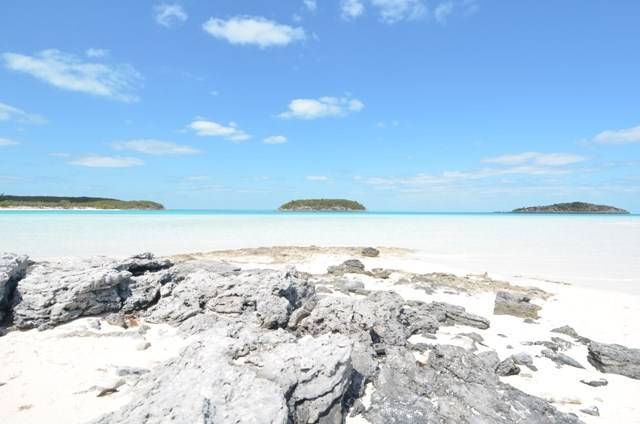 imagen 12 de Saddle Back Cay, una isla privada en las Bahamas que se vende por 10 millones y medio de euros.