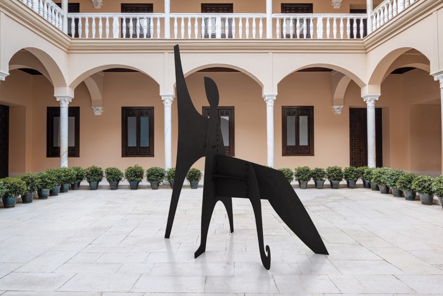 imagen 7 de Calder y Picasso se miden en Málaga.