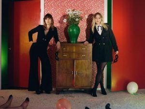 La banda de las hermanas Clavin, Bleached, estrenan nuevo vídeo.