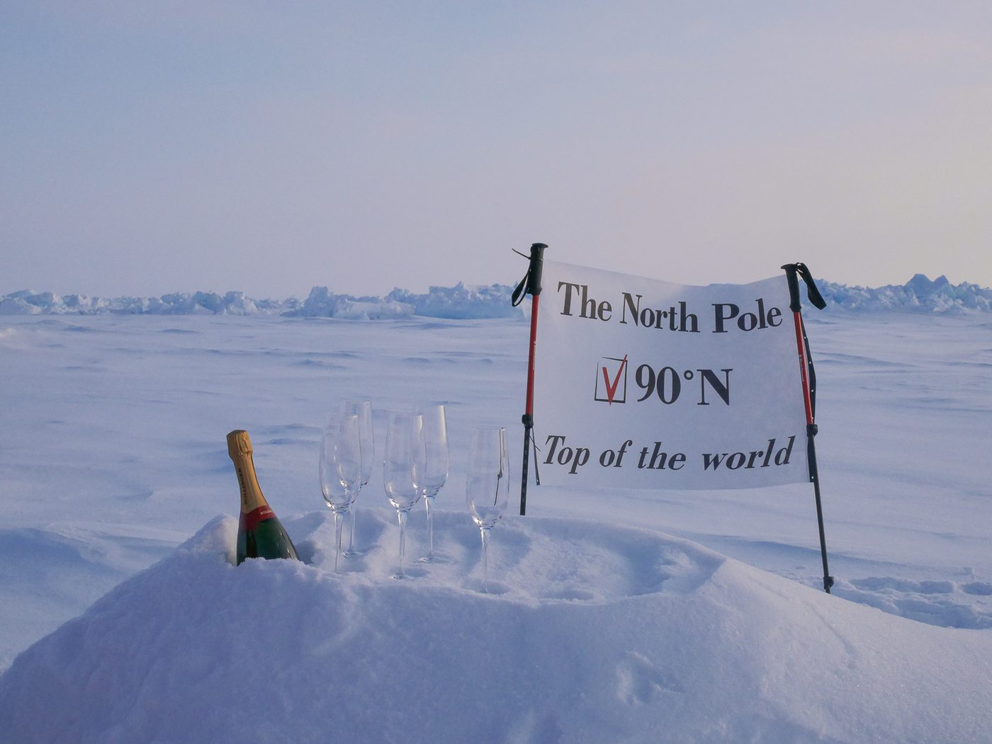imagen 3 de North Pole Igloos Hotel, una experiencia única en el Polo Norte.