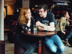 The Rails se salen de su carril y su música resplandece más que el sol.