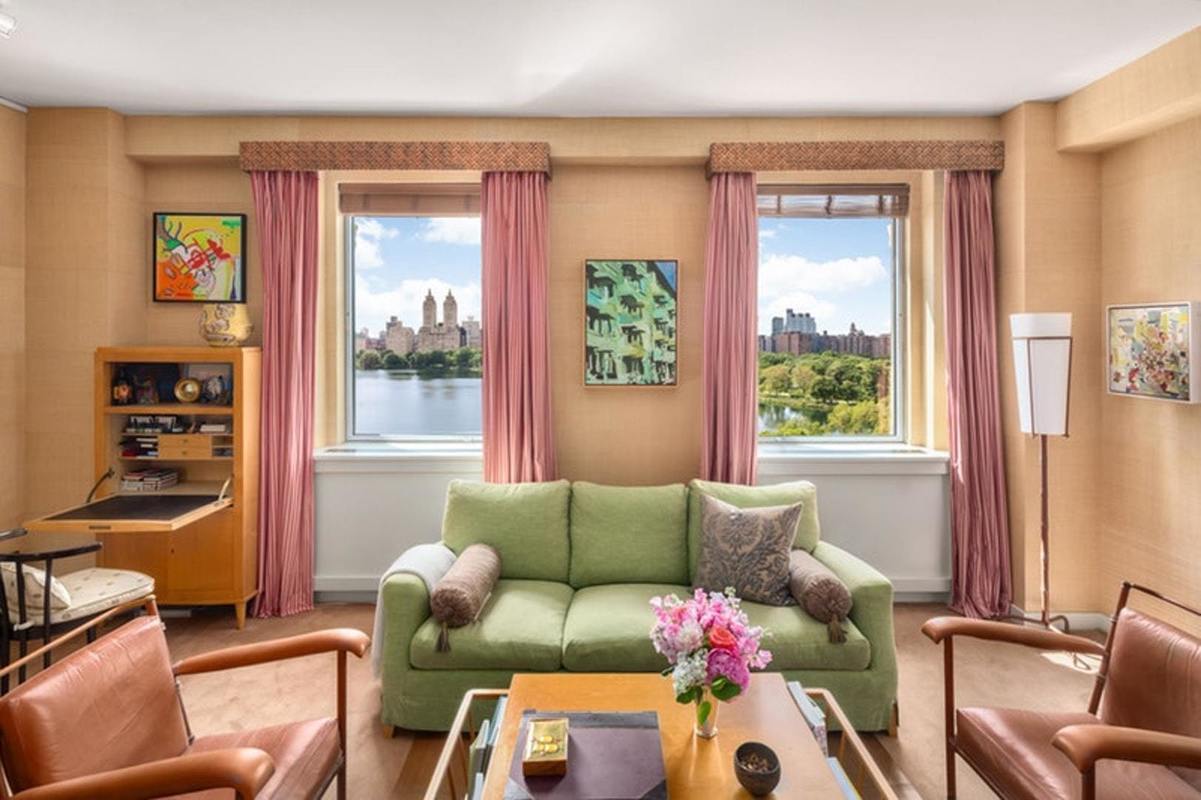 imagen 12 de Todavía estás a tiempo de comprarle a Bette Midler su espectacular apartamento de 14 habitaciones en Manhattan.