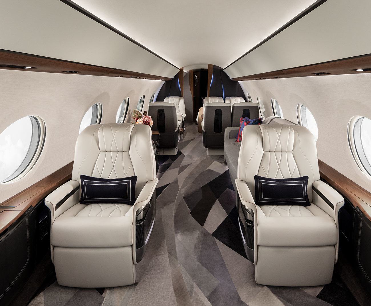 imagen 1 de Gulfstream presenta el G700, el jet más amplio y espectacular de cuantos han diseñado.