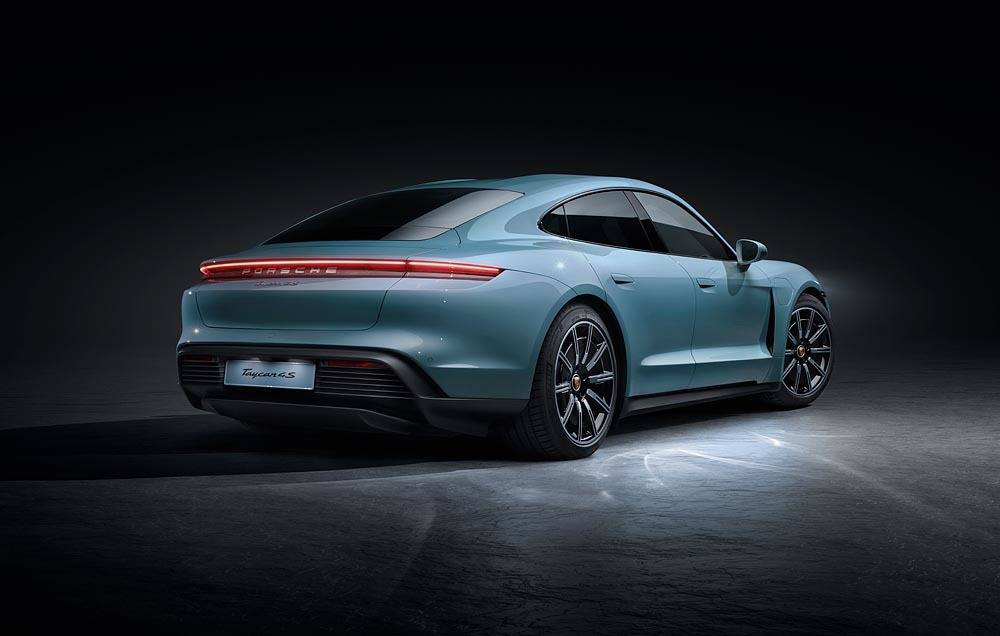 imagen 2 de Porsche Taycan 4S, el nuevo y espectacular coche eléctrico de la firma alemana.