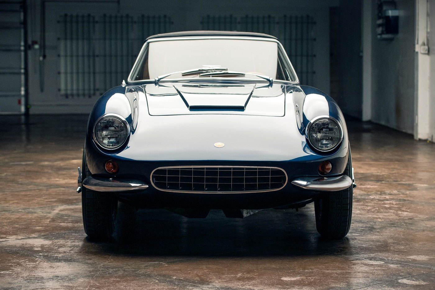 imagen 6 de El primer Apollo 3500 GT Spider fabricado supera los 500.000 dólares en una subasta.