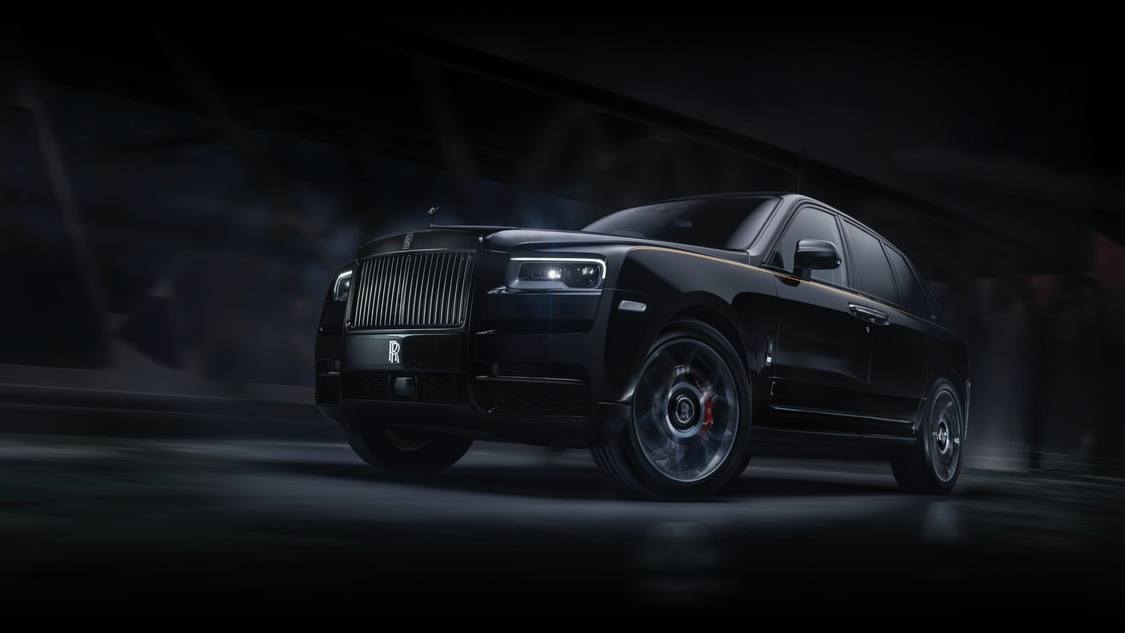 imagen 1 de Dinámico, podereoso y potente, así es el nuevo Rolls-Royce Black Badge Cullinan.