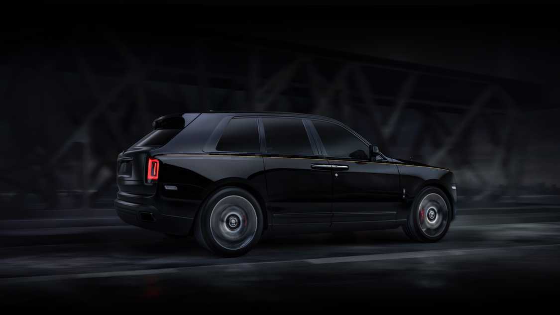 imagen 2 de Dinámico, podereoso y potente, así es el nuevo Rolls-Royce Black Badge Cullinan.