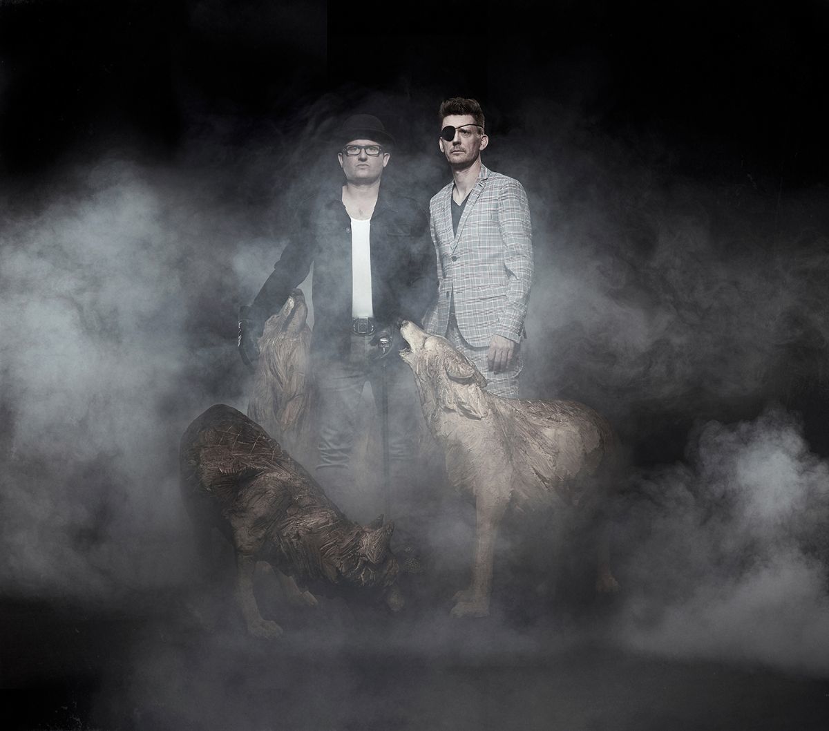 imagen 4 de El dúo suizo WolfWolf vuelve a aullar en el primer adelanto de su nuevo disco.