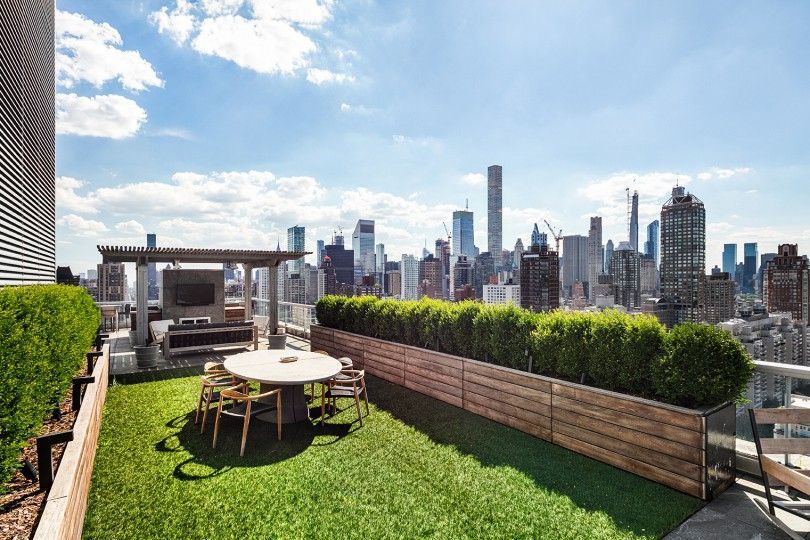 imagen 4 de Nadie puede vivir como Jennifer Lawrence en Manhattan (por eso reduce el precio de venta de su apartamento).