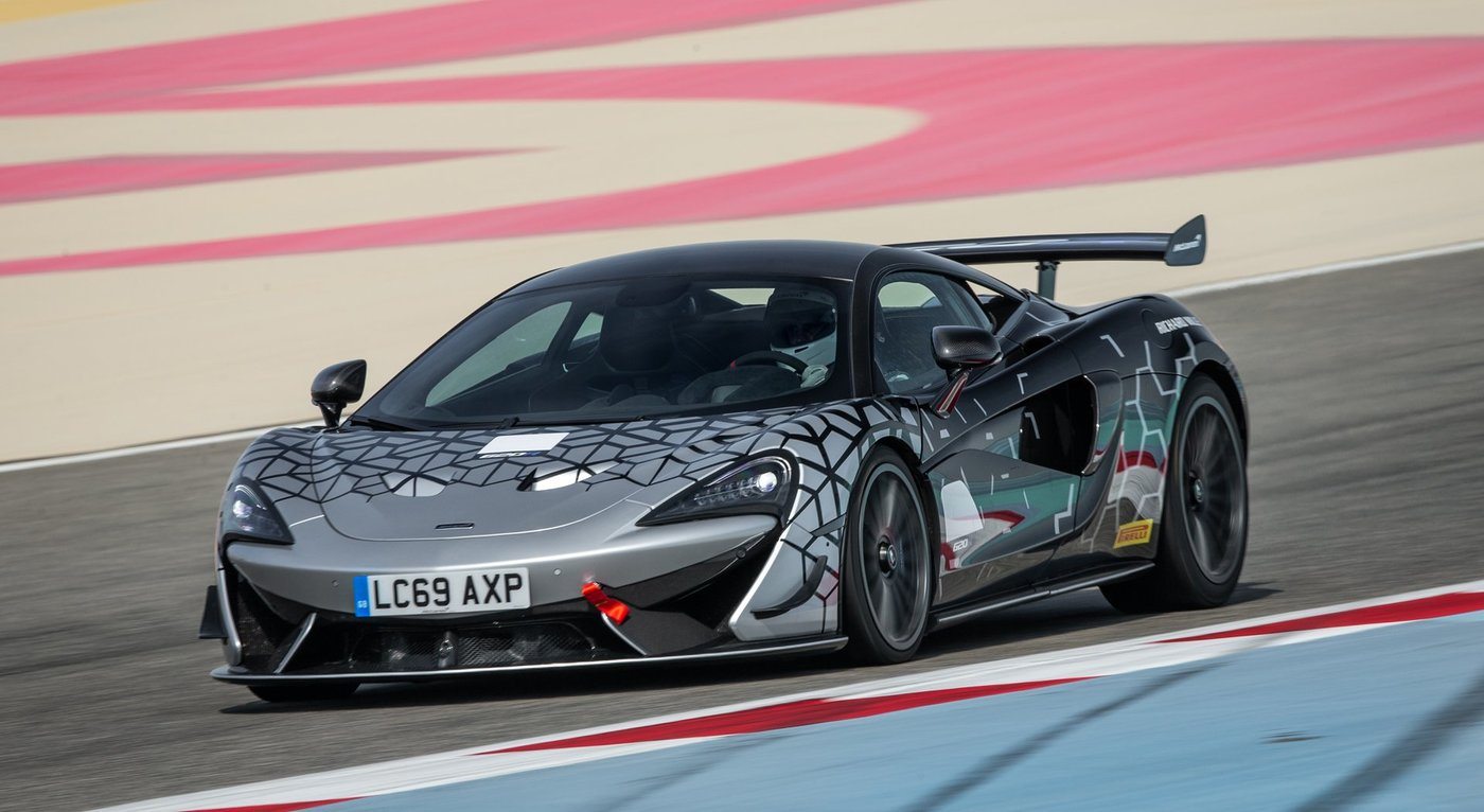 imagen 1 de McLaren 620R, de deportivo más potente de su clase.