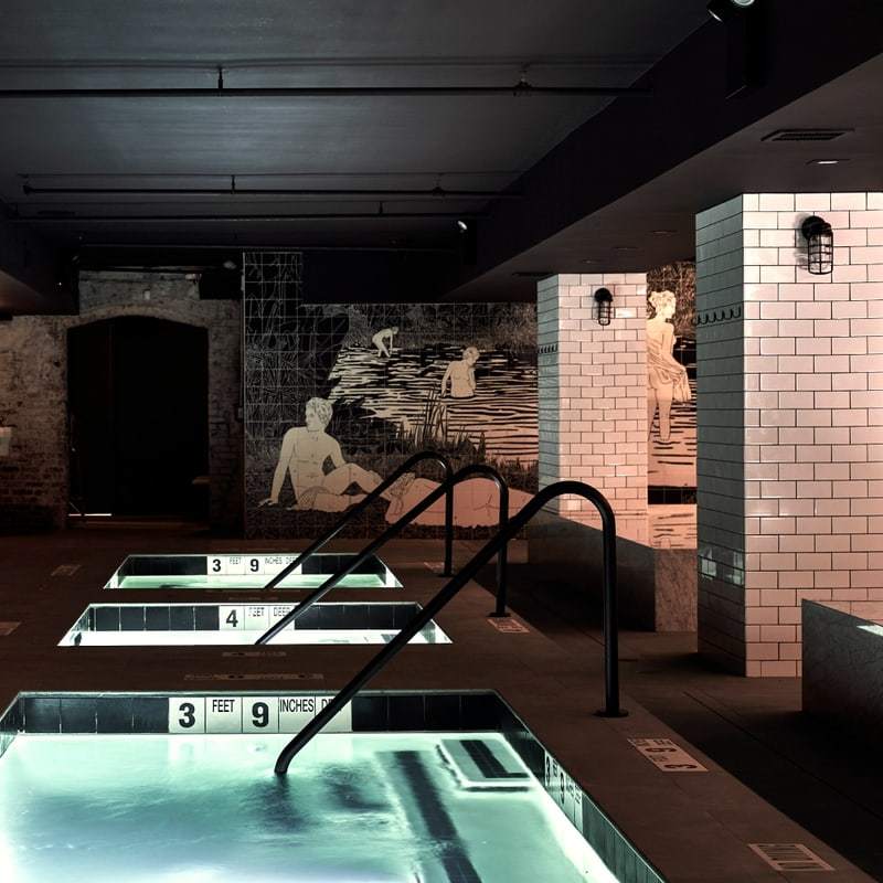 imagen 2 de Williamsburg BathHouse, una clásica casa de baños en el S.XXI.