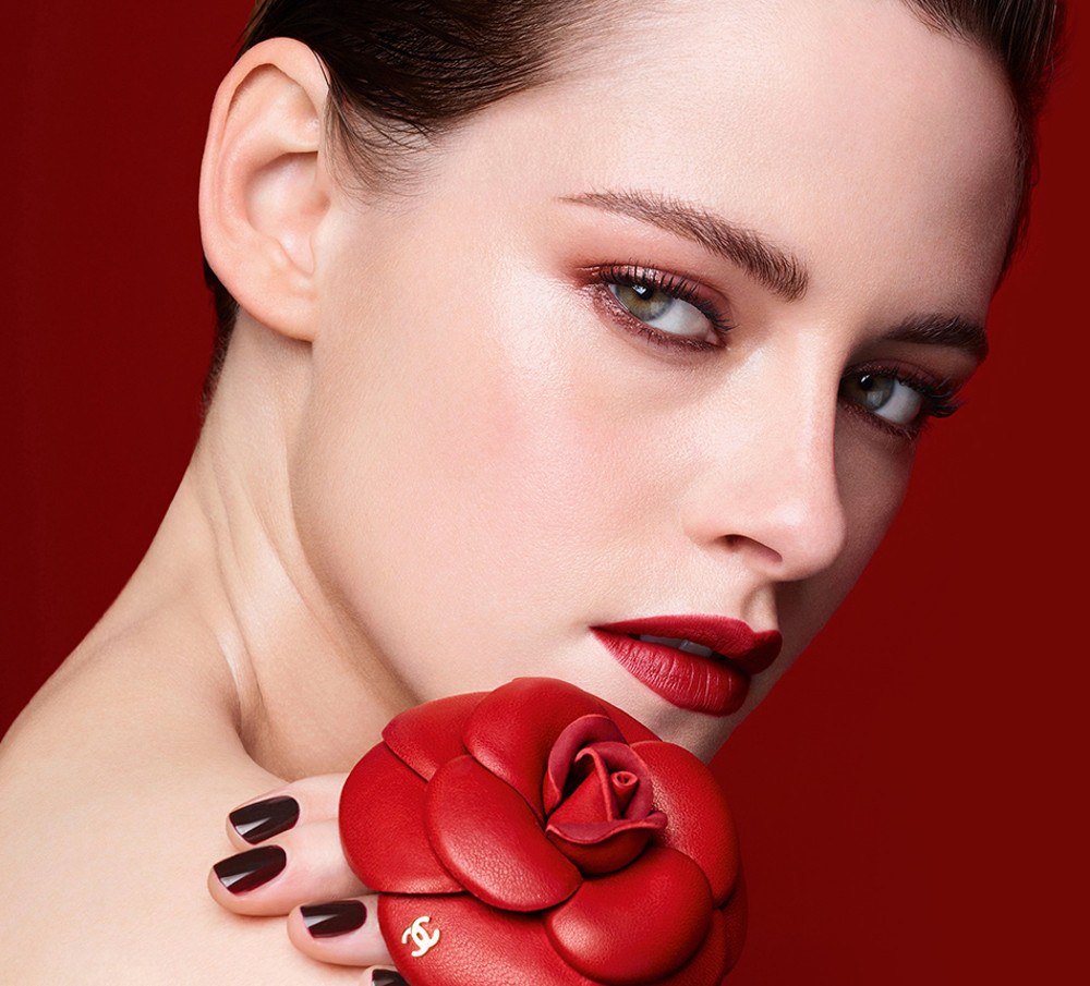 imagen 1 de Kristen Stewart es la imagen del nuevo pintalabios de Chanel.
