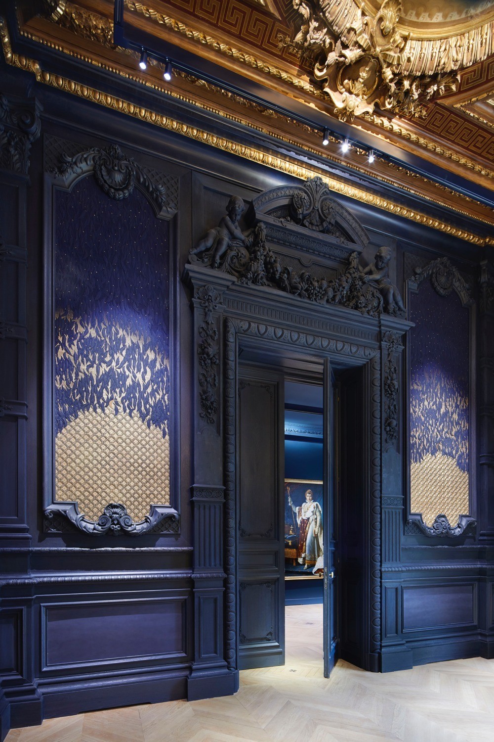 imagen 14 de Chaumet reabre su histórica boutique en Place Vendôme.