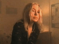 Los altos vuelos de Phoebe Bridgers están plasmados en el vídeo de su nuevo single.