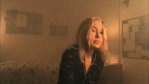 imagen 2 de Los altos vuelos de Phoebe Bridgers están plasmados en el vídeo de su nuevo single.