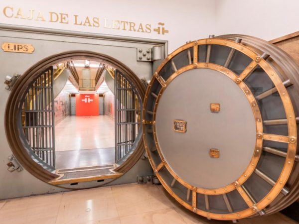 El Instituto Cervantes abre la Caja de las Letras.