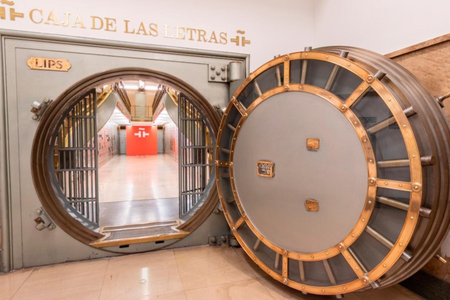 imagen 2 de El Instituto Cervantes abre la Caja de las Letras.