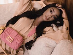 Fendi nos anima a soñar con su nuevo fashion film.