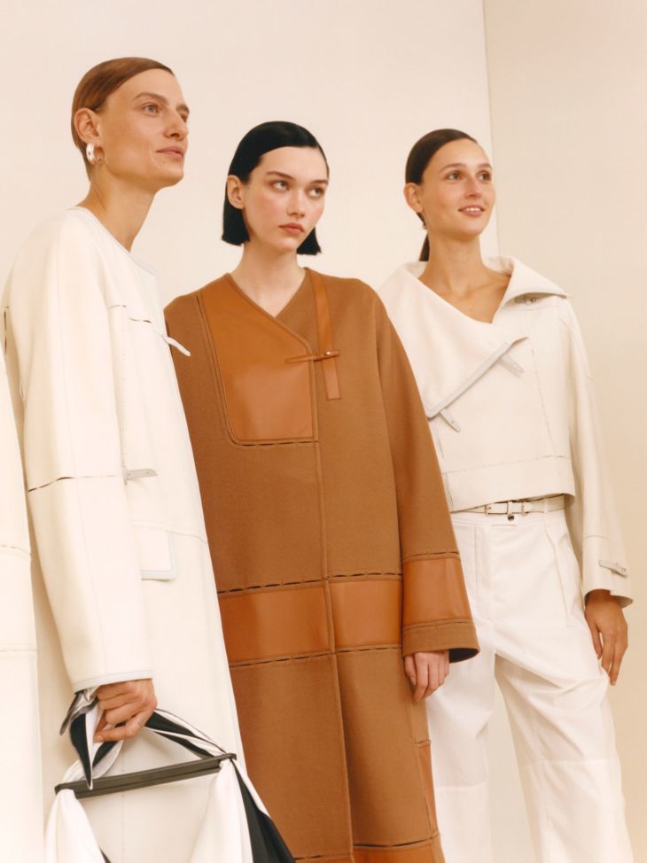 imagen 19 de El corte arquitectónico protagoniza la primavera y el verano de Hermès para ellas.