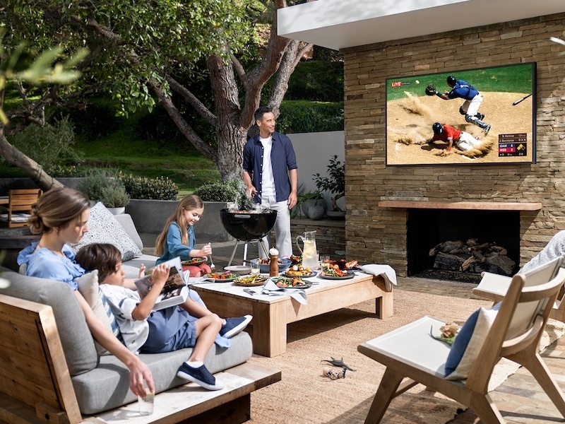 imagen 1 de Si buscas una televisión para tu jardín o tu terraza, atento a esta Samsung.