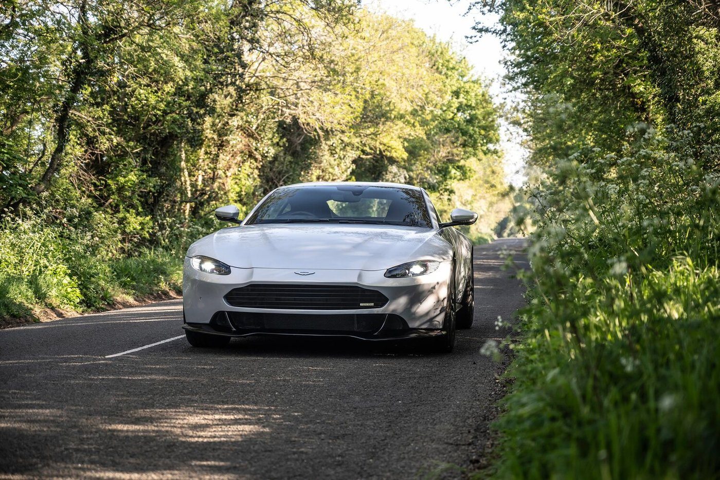 imagen 5 de Aston Martin Vantage by Revenant Automotive.
