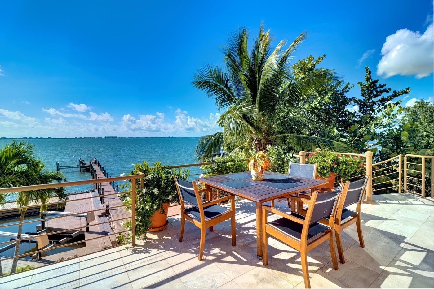 imagen 6 de La casa perfecta está en Sarasota Bay, península de Florida, y mira al Golfo de México.