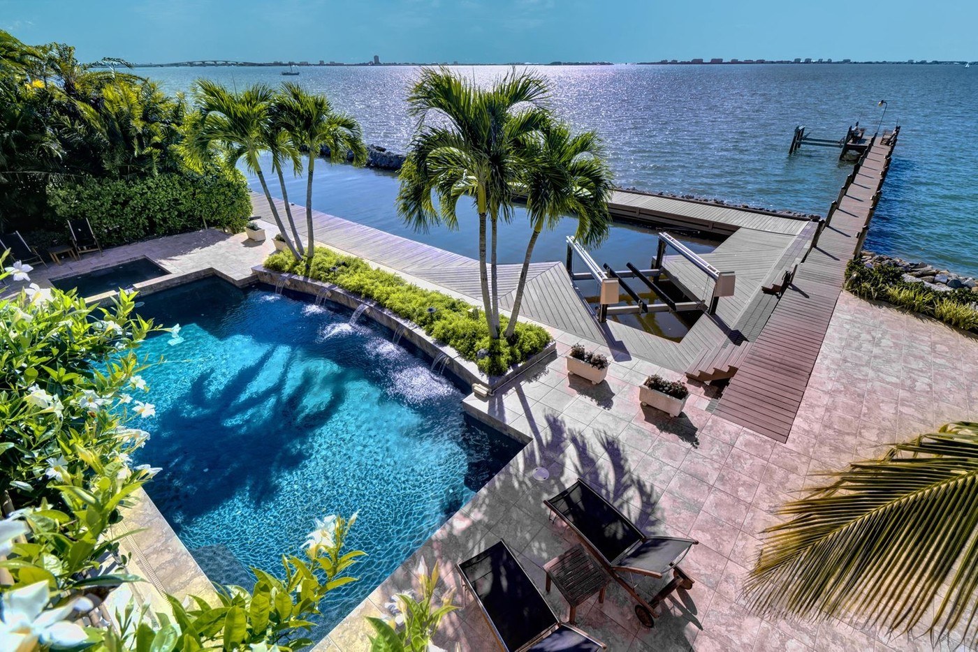 imagen 4 de La casa perfecta está en Sarasota Bay, península de Florida, y mira al Golfo de México.