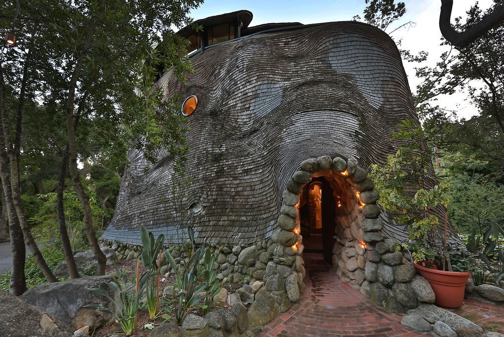 imagen 2 de Vacaciones en una casa americana para seis inspirada en Gaudí… ¡y en Pinocho!