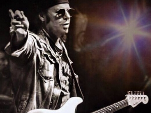 Vargas Blues Band presenta su nuevo álbum con un single de sabor latino.