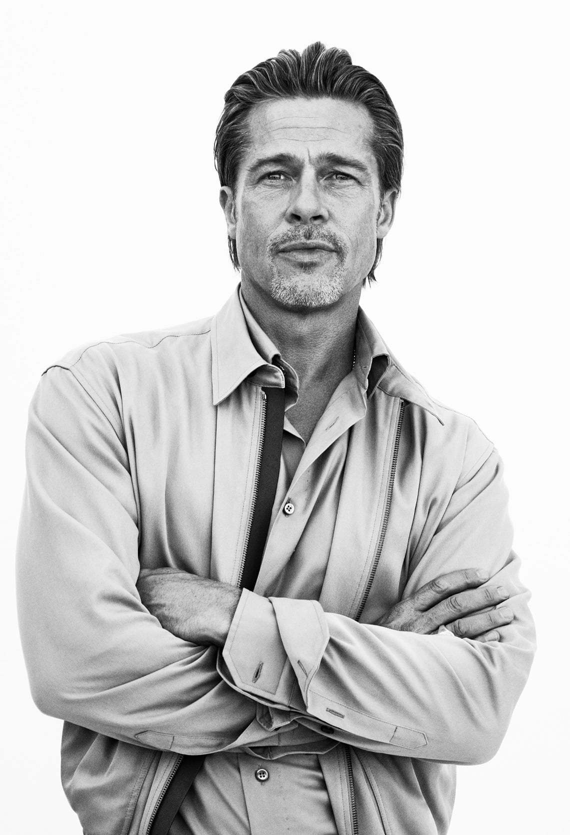 imagen 6 de Brad Pitt toma París como elegante hombre Brioni.
