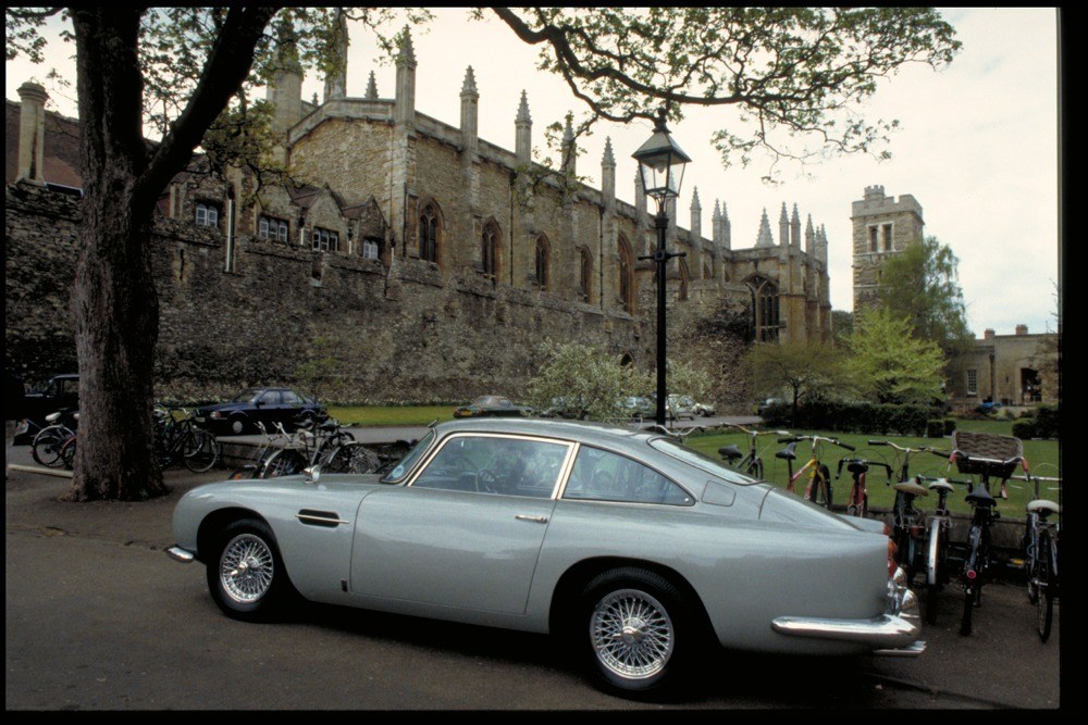 imagen 24 de El primer Aston Martin Goldfinger DB5 a punto de llegar a manos de su James Bond particular.