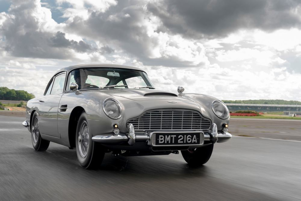 imagen 30 de El primer Aston Martin Goldfinger DB5 a punto de llegar a manos de su James Bond particular.