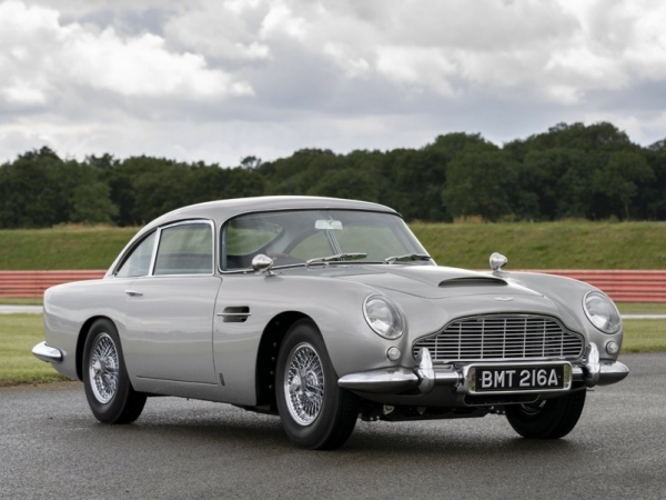El primer Aston Martin Goldfinger DB5 a punto de llegar a manos de su James Bond particular.