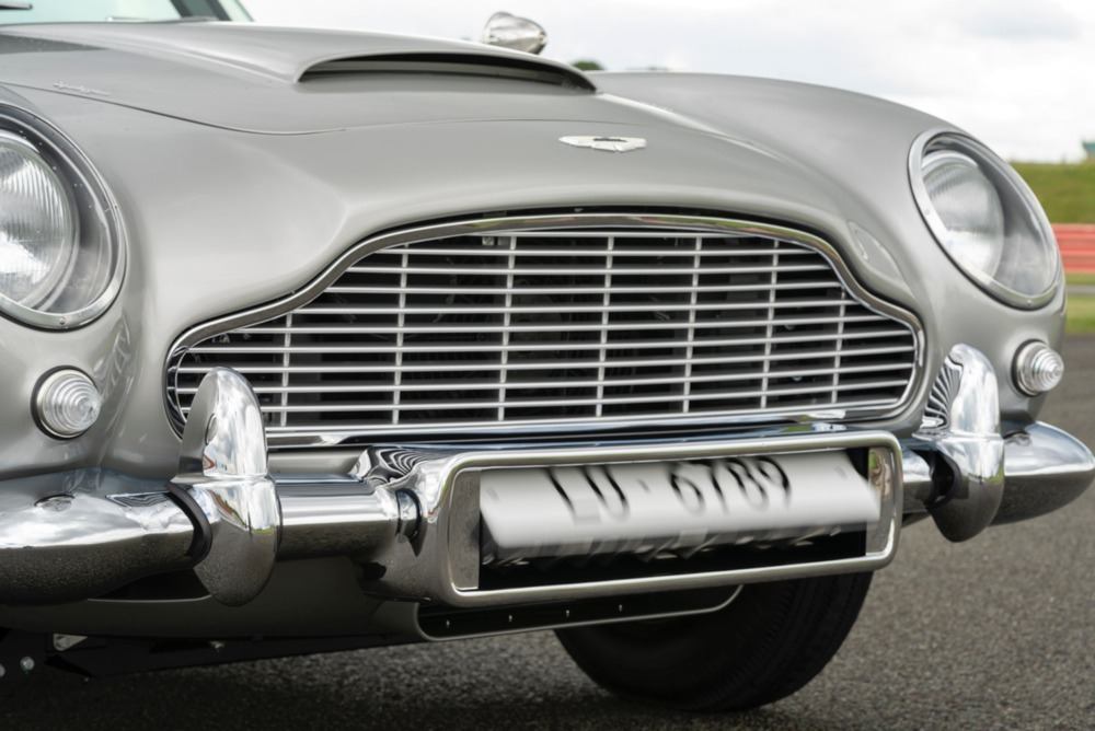 imagen 7 de El primer Aston Martin Goldfinger DB5 a punto de llegar a manos de su James Bond particular.