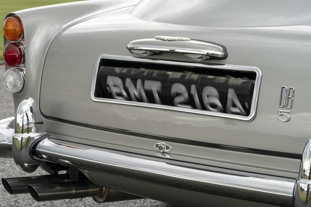 imagen 9 de El primer Aston Martin Goldfinger DB5 a punto de llegar a manos de su James Bond particular.