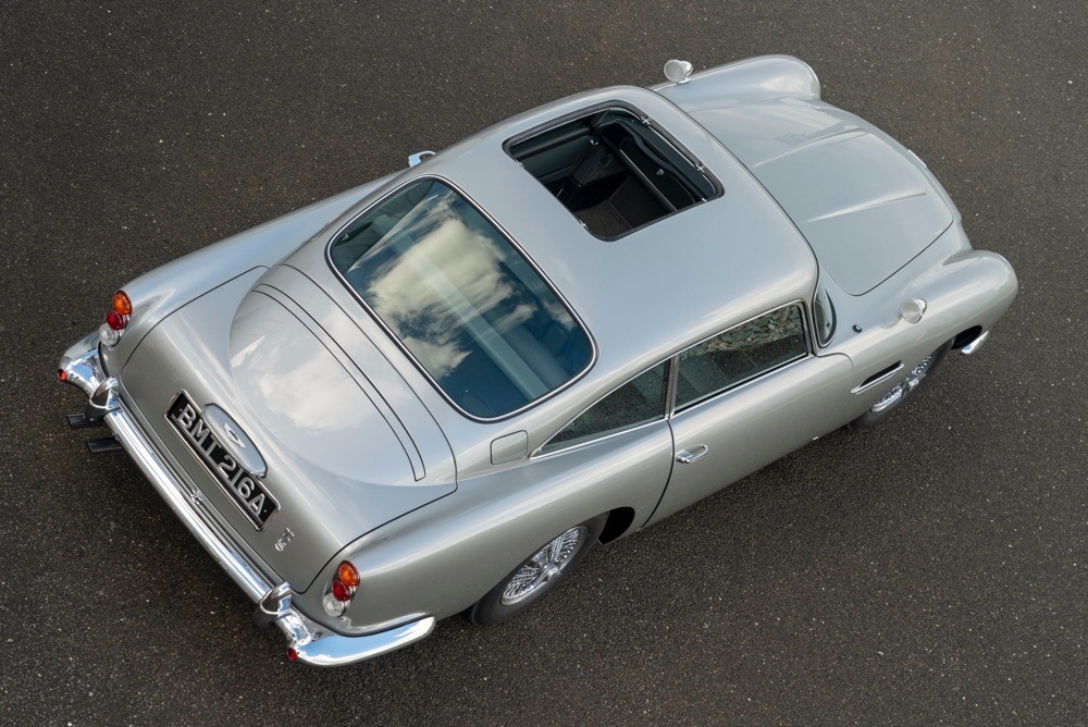 imagen 14 de El primer Aston Martin Goldfinger DB5 a punto de llegar a manos de su James Bond particular.